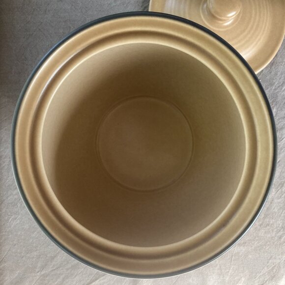 Pfaltzgraff Folk Art #507 Large Canister with Lid, Stoneware Farmhouse Country - Picture 6 of 9